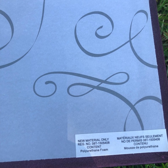 Purple satin photo album - Picture 3 of 4